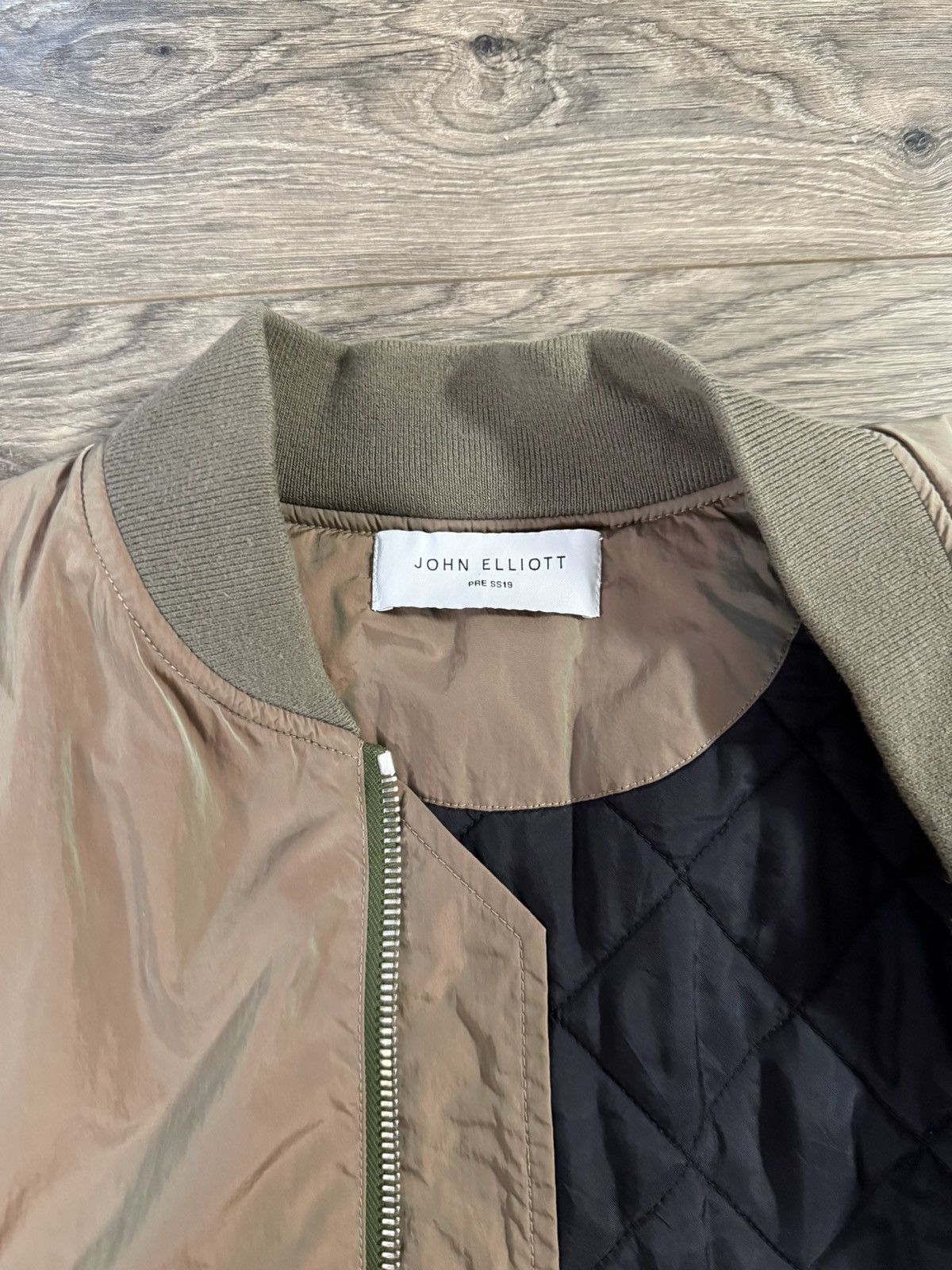 John Elliott John Elliott iridescent bogota bomber(size 2) Size US M / EU 48-50 / 2 - 5 Thumbnail