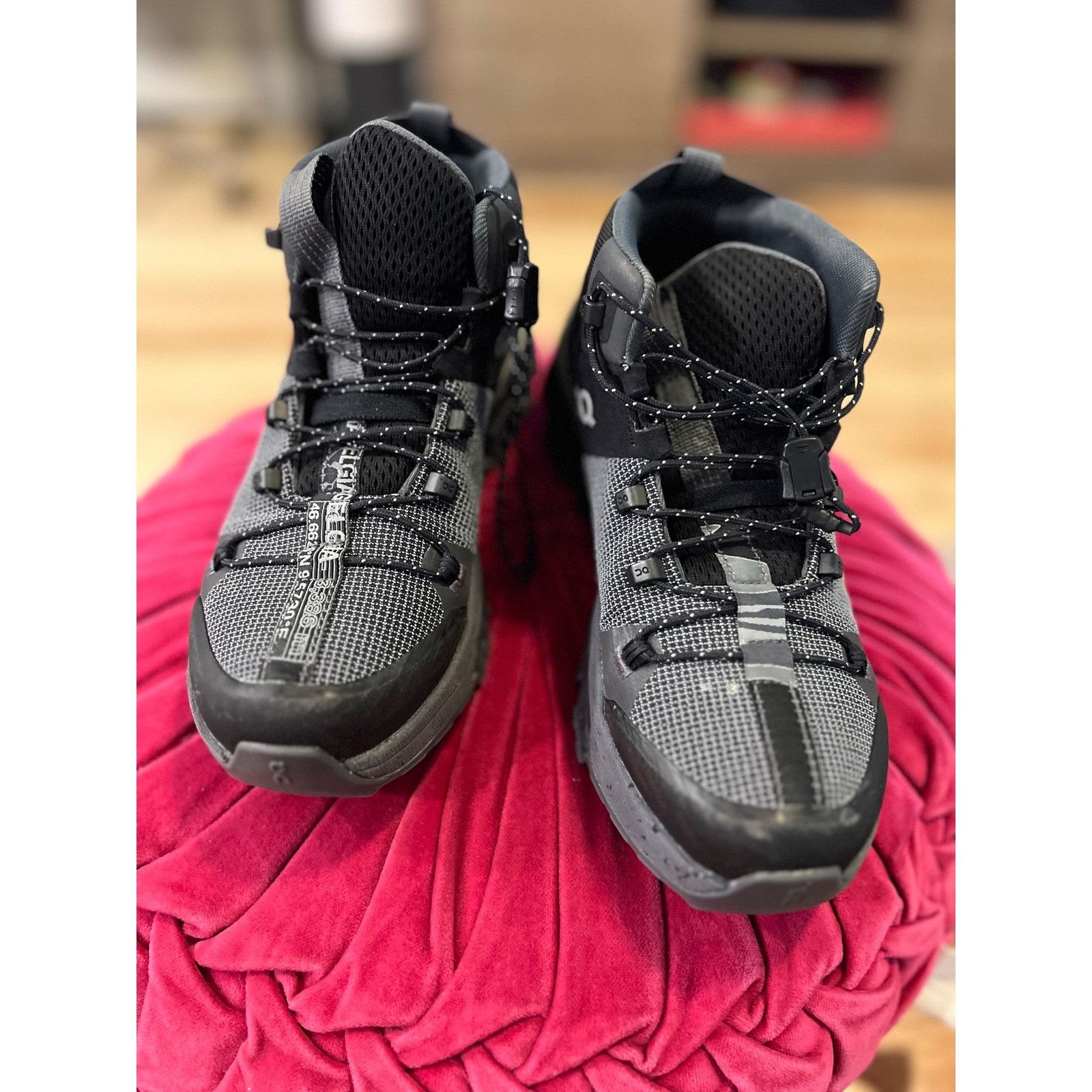 On On Cloudventure Waterproof Hiking Boots - Women's - Black Gr Size US 6 / IT 36 - 3 Thumbnail