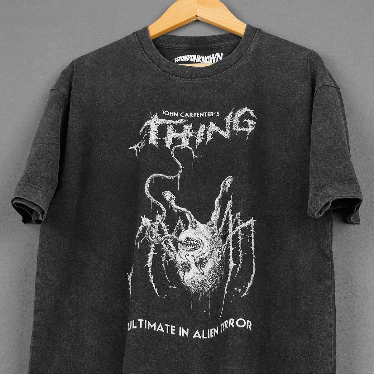 Vintage Cold Entity Horror Tee Size US XL / EU 56 / 4 - 2 Thumbnail