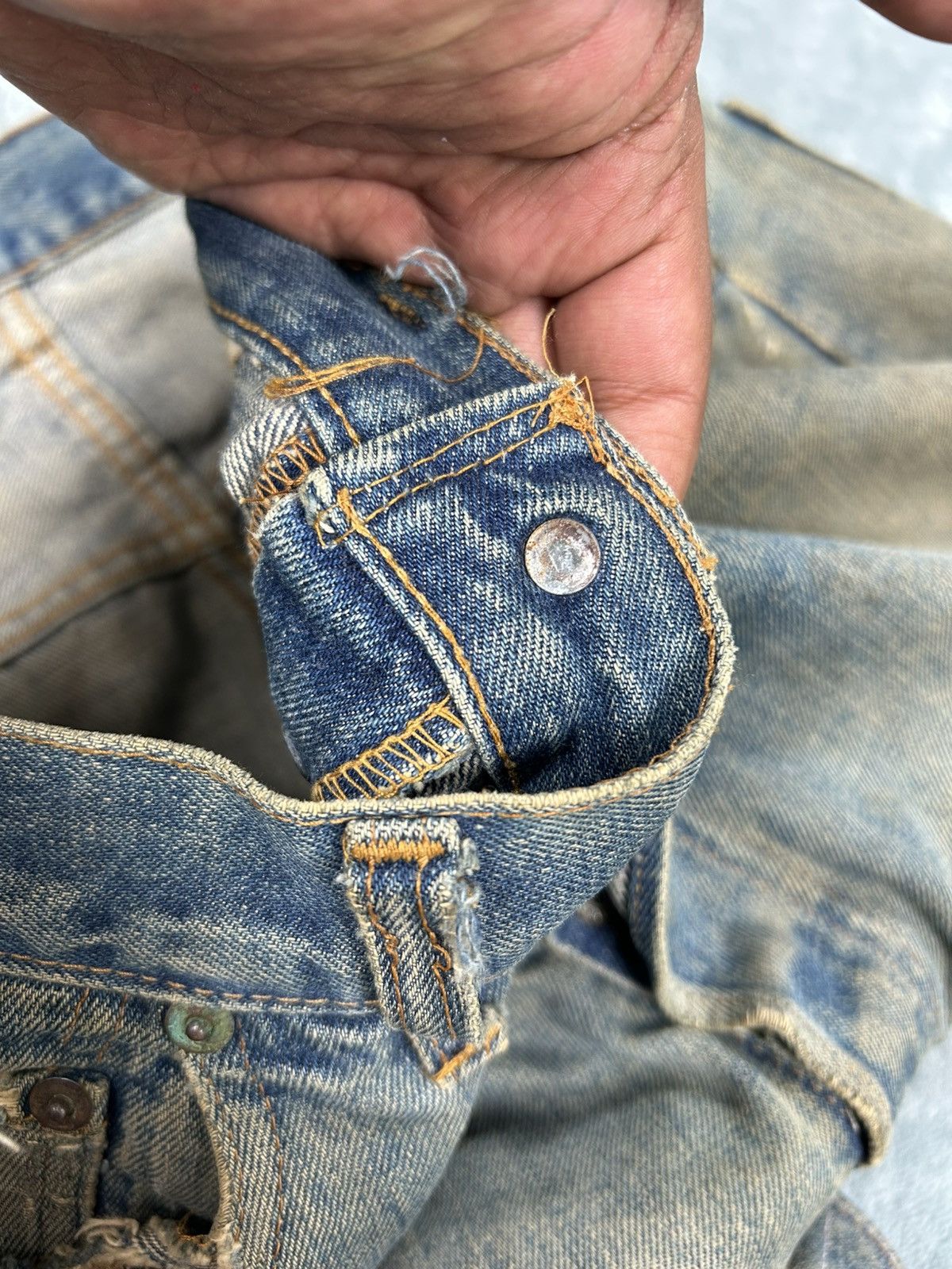 Levi's Vintage Clothing Vintage Levi’s 501 Red Line Distressed Denim Jeans S0112 Size US 34 / EU 50 - 8 Thumbnail