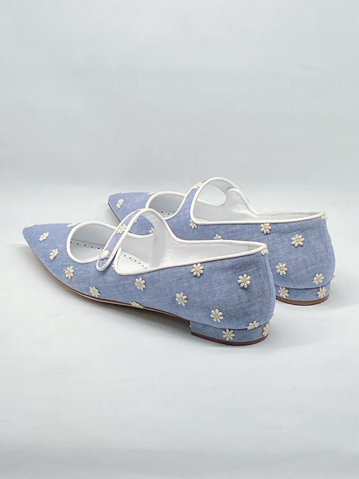 Manolo Blahnik Manolo Blahnik Campari Blue Mary Jane Ballet Flats size 38.5 Size US 8.5 / IT 38.5 - 8 Thumbnail