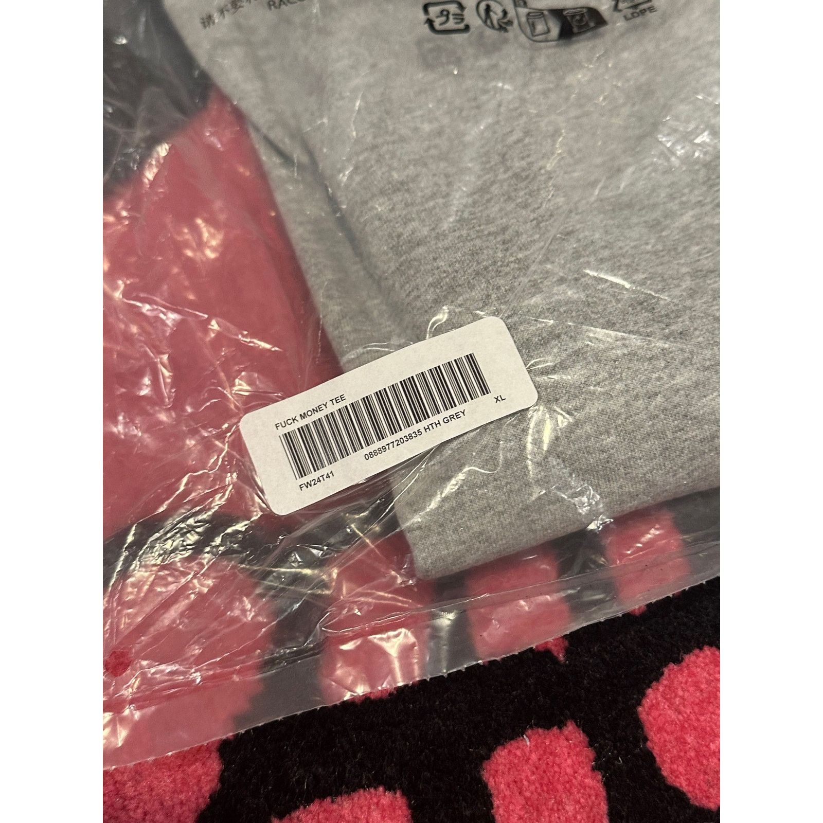 Supreme Supreme “Forget Money” Tee – Size X-Large – Brand New Size US XL / EU 56 / 4 - 5 Thumbnail