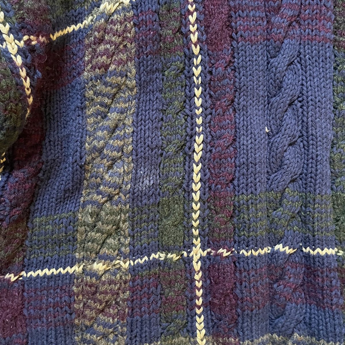Nautica × Vintage Vintage Nautica Maroon Navy Plaid Knit Sweater Men’s Size L Size US L / EU 52-54 / 3 - 3 Thumbnail