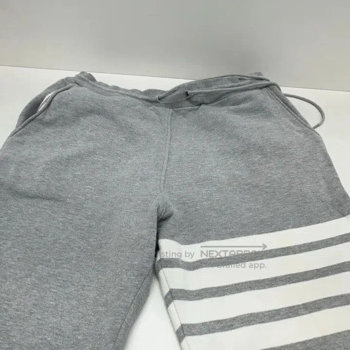 Thom Browne Thom Browne Navy Striped Sports Pants for Men. Size US 30 / EU 46 - 3 Thumbnail
