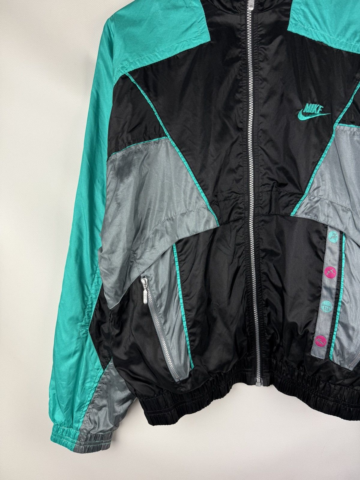Nike Nike Vintage Men’s Nylon Full Zip Windbreaker Jacket Size S Size US S / EU 44-46 / 1 - 7 Thumbnail