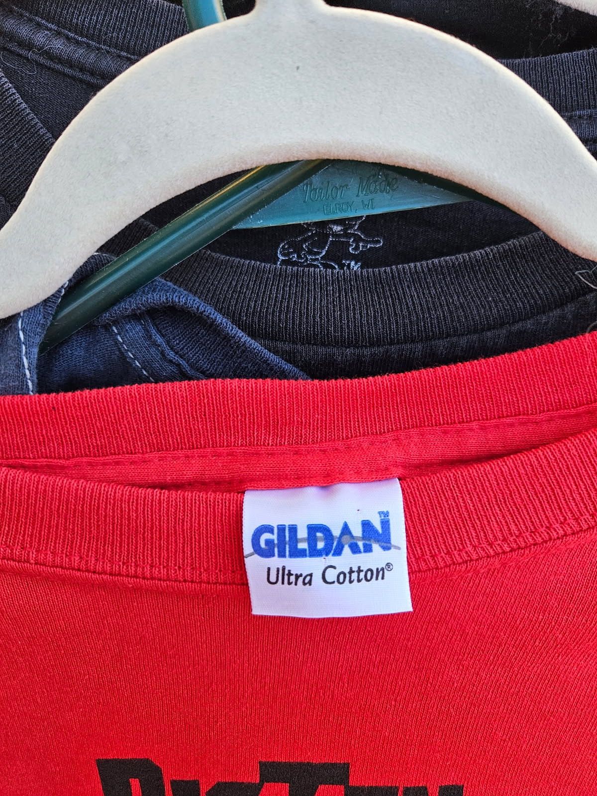 Gildan Wisconsin Badgers Big Ten champions Gildan Tee Size US L / EU 52-54 / 3 - 2 Thumbnail