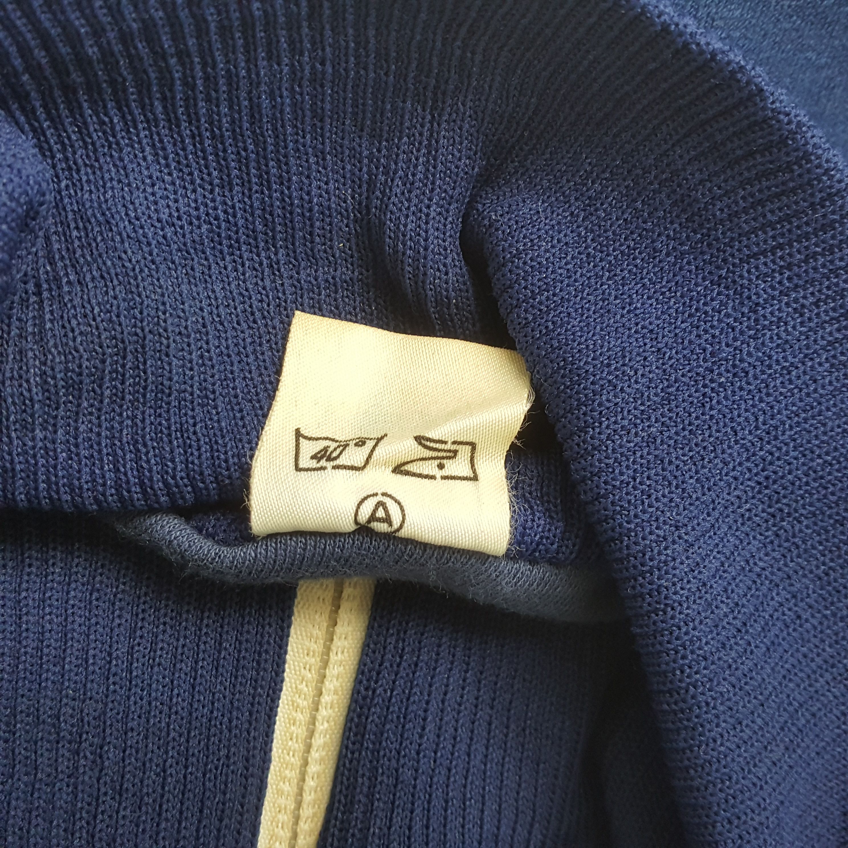 Vintage Gragiella Sportswear Style Sweater RR4 Size US S / EU 44-46 / 1 - 7 Thumbnail