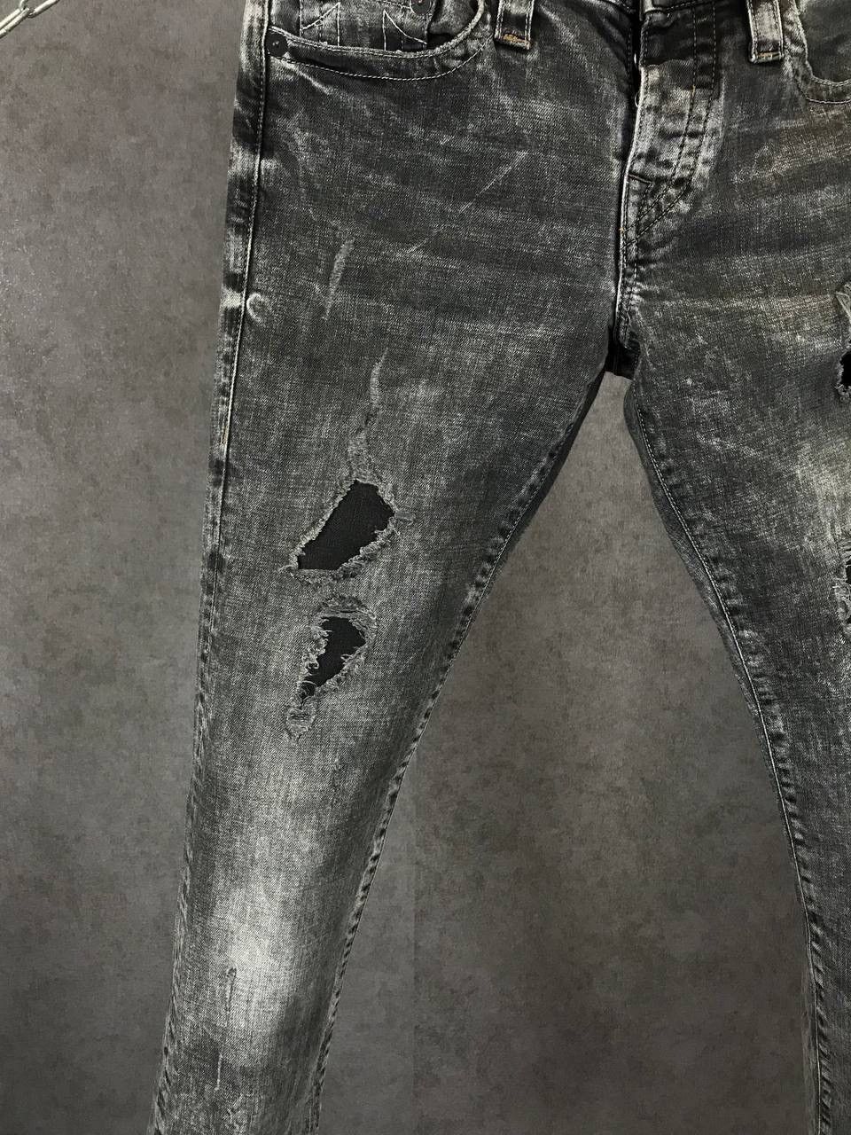 True Religion True Religion Japanese distressed denim jeans Size US 30 / EU 46 - 3 Thumbnail