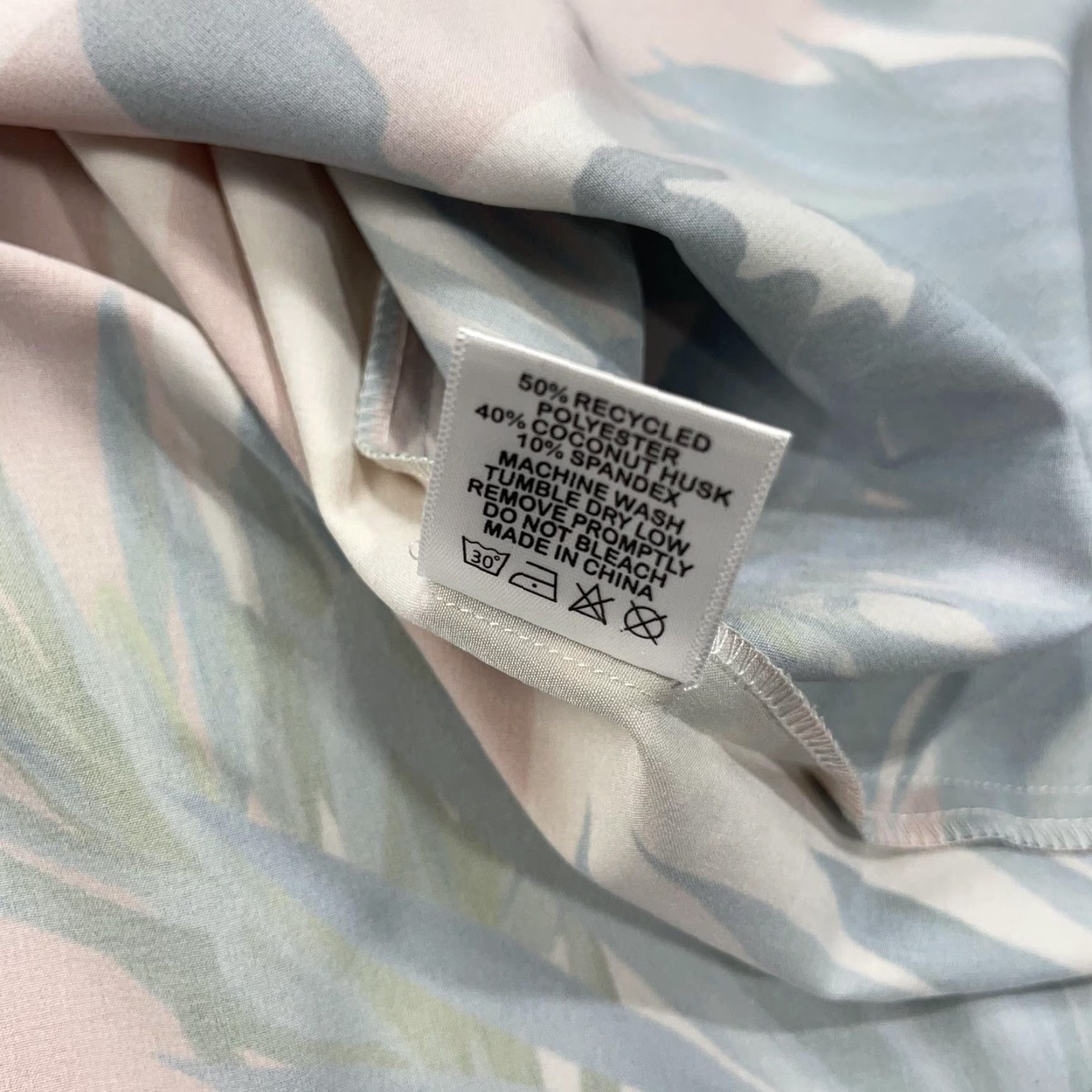 Vintage Mavrans Shirt Mens Large Floral Loud Scorpion Stripe CocoBlend Hawaiian Camp AOP Size US L / EU 52-54 / 3 - 7 Thumbnail