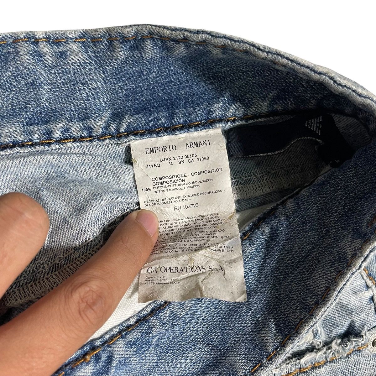 Emporio Armani Vintage Emporio Armani Distressed Jeans Size US 36 / EU 52 - 7 Thumbnail