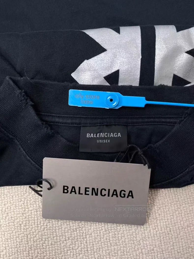 Balenciaga Balenciaga Letter Print Worn Short Sleeve Crew Neck T-Shir Size S / US 4 / IT 40 - 4 Thumbnail
