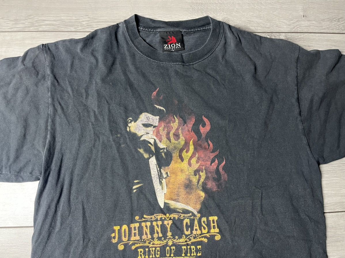 Band Tees Johny Cash Tshirt Ring Of Fire Zion Size Large Size US L / EU 52-54 / 3 - 3 Thumbnail