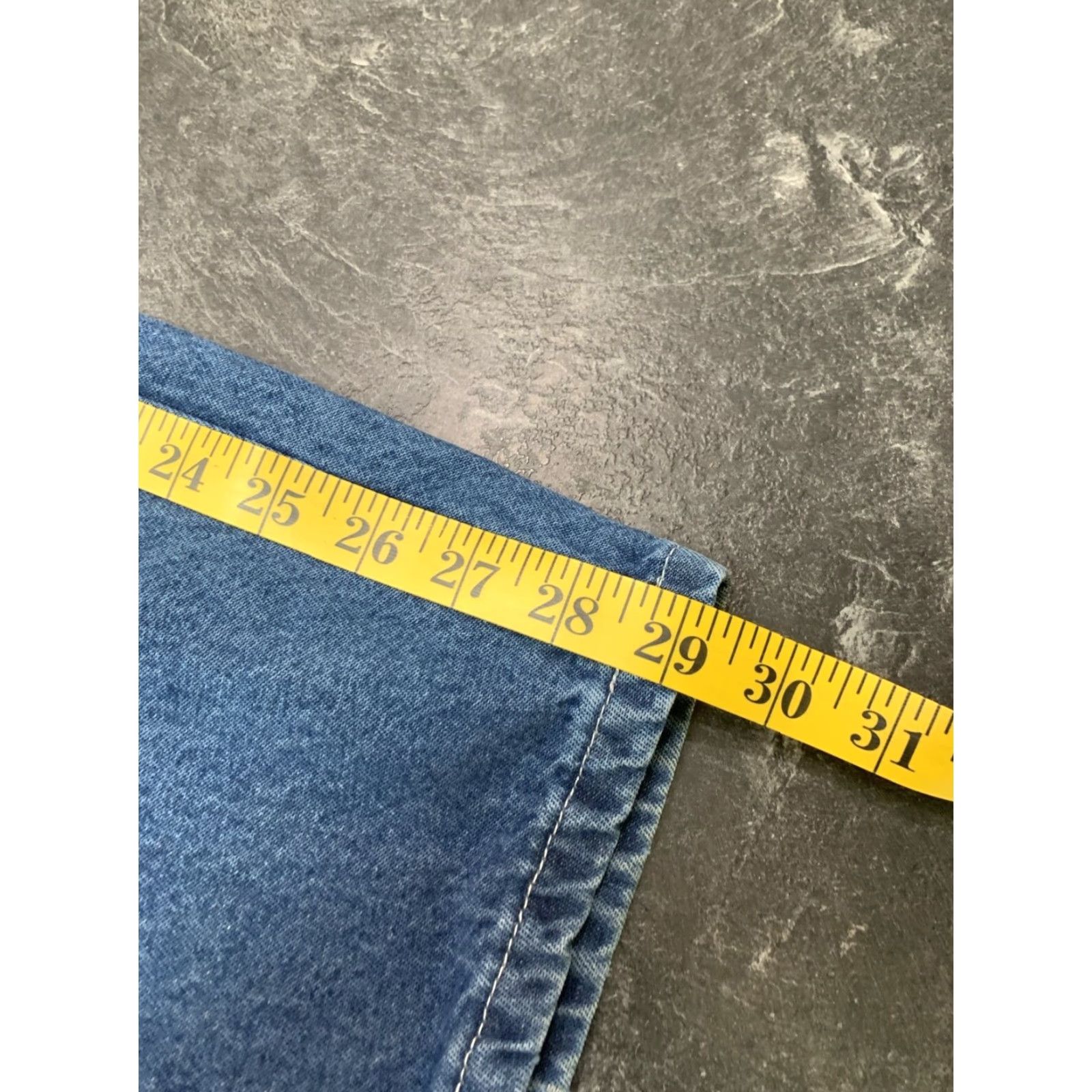 Carhartt VINTAGE Carhartt Men's 48X30 Straight Fit Jeans Blue Cotton Workwear Size US 32 / EU 48 - 7 Thumbnail