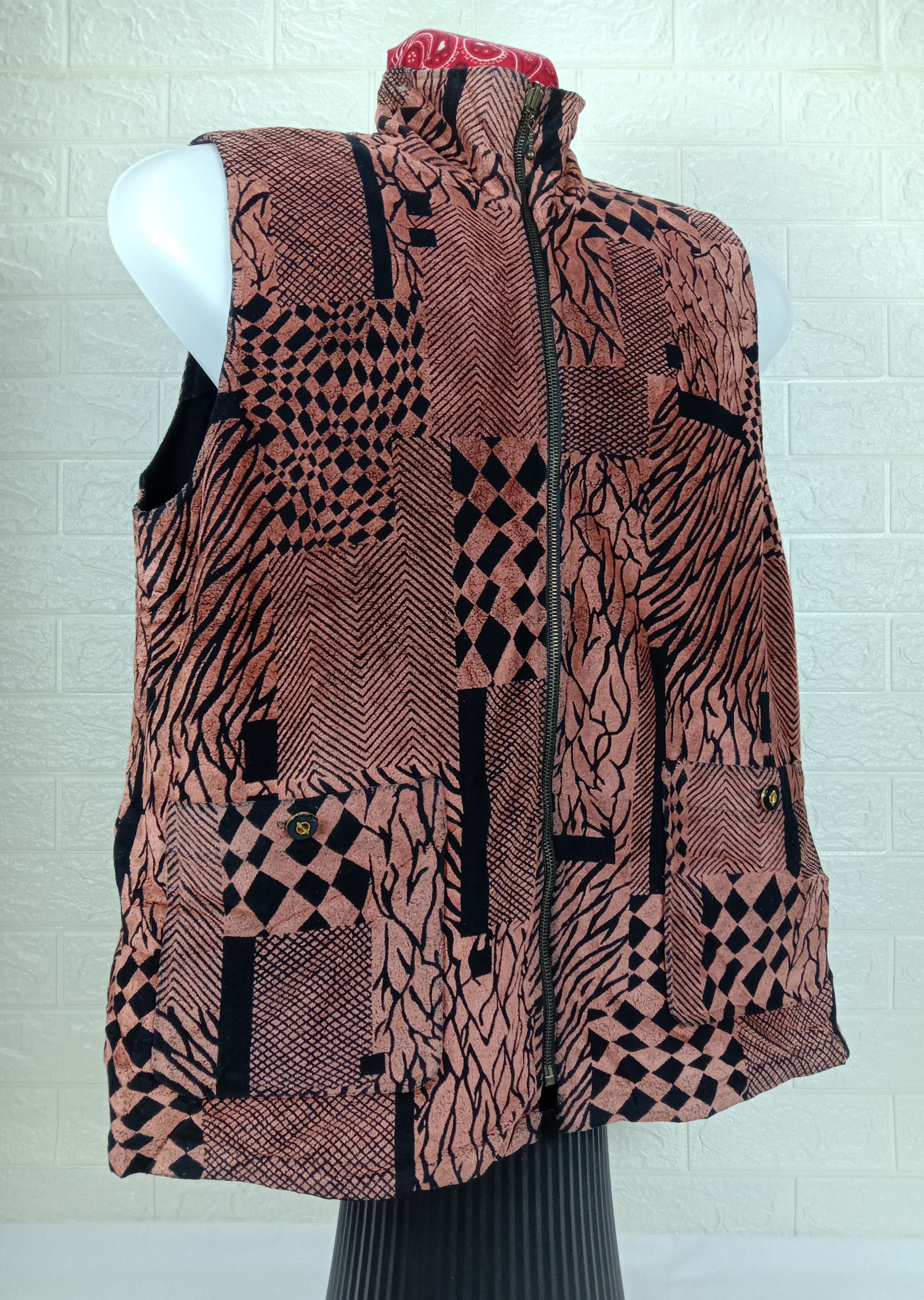Japanese Brand Vintage Elegance Fashion Stylish Reversible Vest Size US L / EU 52-54 / 3 - 2 Thumbnail