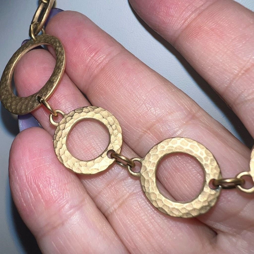 Vintage Vintage Modernist Toggle Closure Circular Link Gold Tone Nec Size ONE SIZE - 5 Thumbnail
