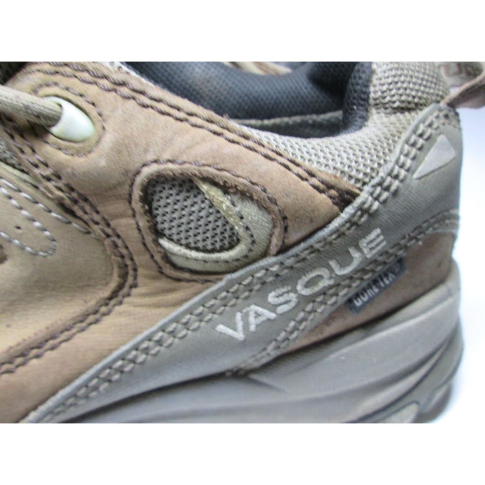 Vasque Vasque Womens Size 8M Sneakers Beige Leather Vibram Gore-Tex Logo Tie Active Size US 8 / IT 38 - 4 Thumbnail
