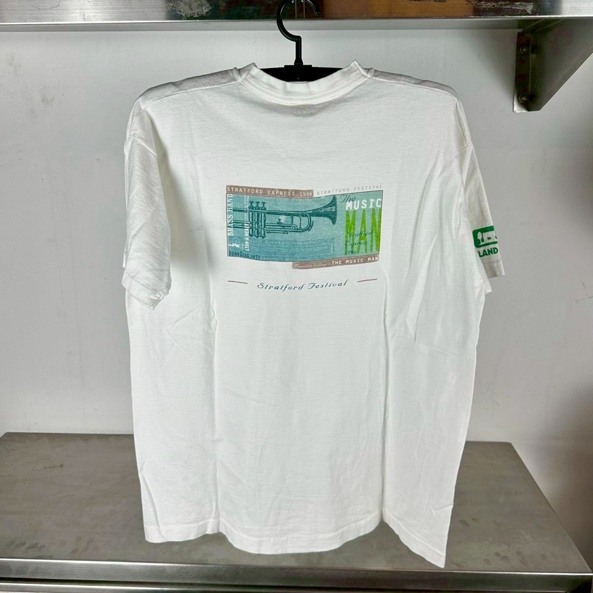 Vintage Vintage 1996 Stratford Festival The Music Man Promo T-shirt Size US XL / EU 56 / 4 - 1 Thumbnail