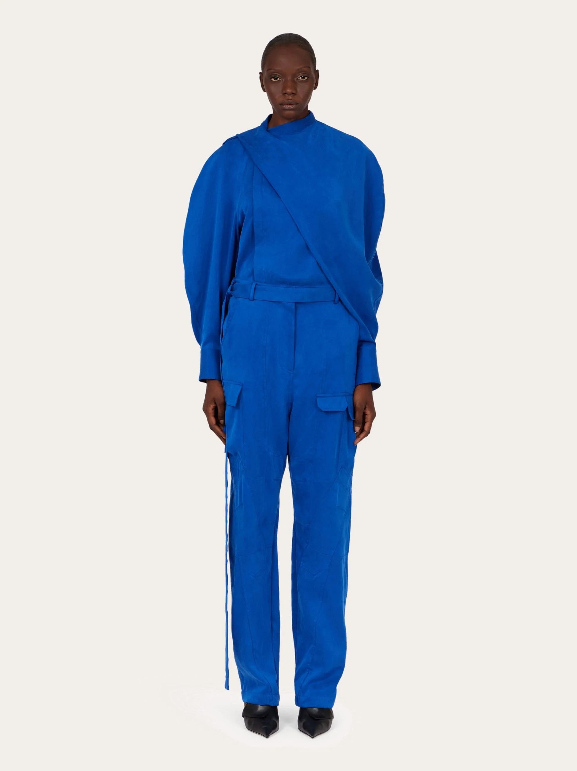 Salvatore Ferragamo o1s1rm0526 Lyocell Cargo Pant in Blue Size 25" / US 0 / IT 36 - 7 Thumbnail