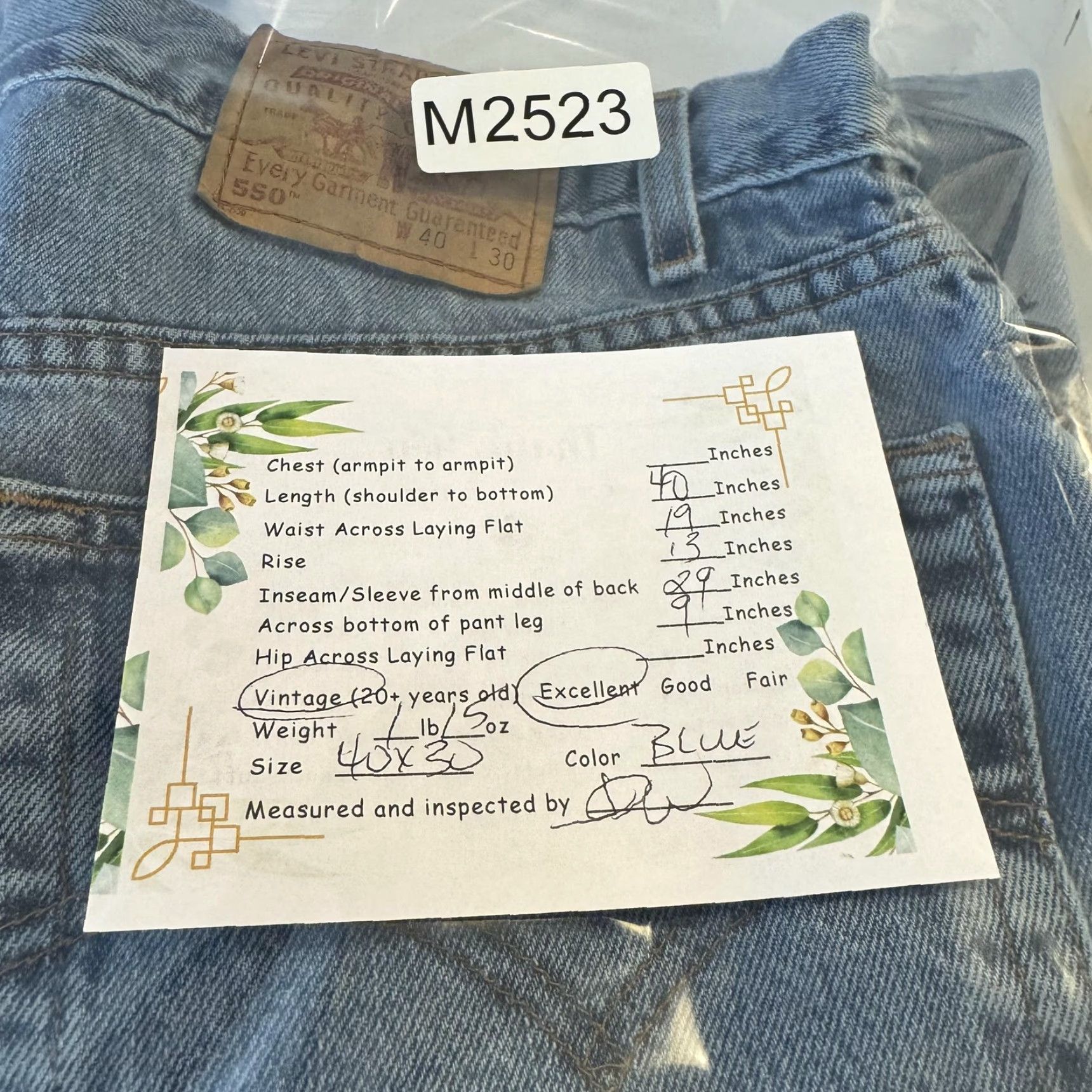 Levi's VINTAGE Levi's 550 Jeans Mens 40x30 Blue Relaxed Fit Tapered Leg Made USA 90s Denim Size US 40 / EU 56 - 6 Thumbnail