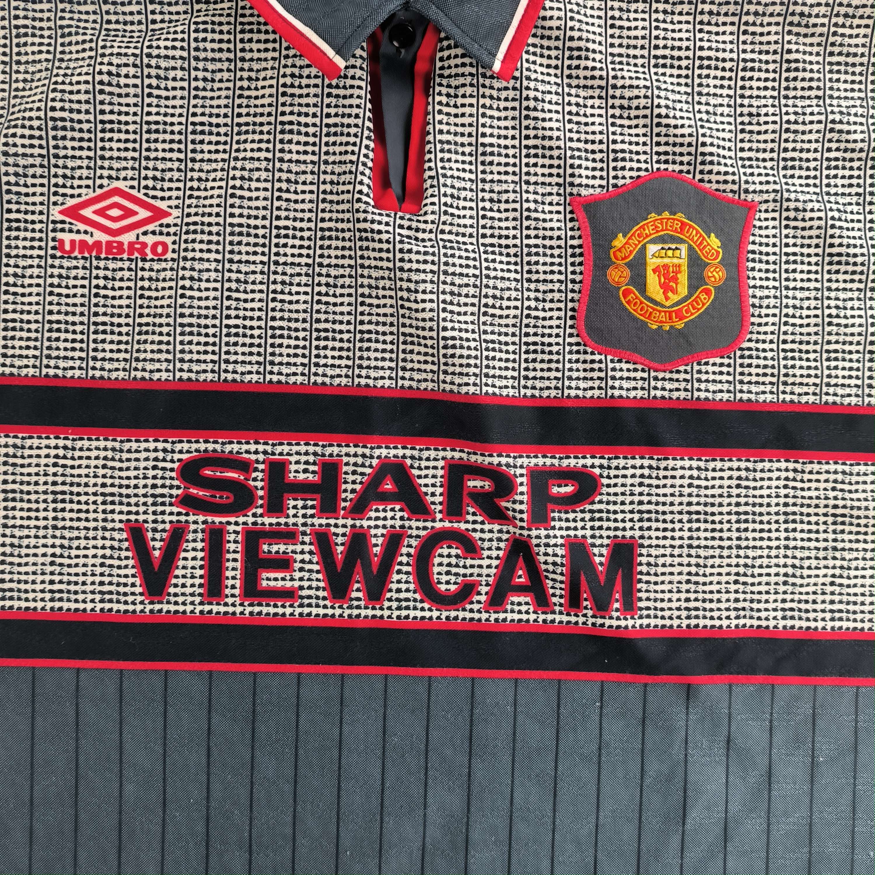 Umbro Manchester United 1995-96 Umbro away football jersey sz XXL Size US XXL / EU 58 / 5 - 3 Thumbnail