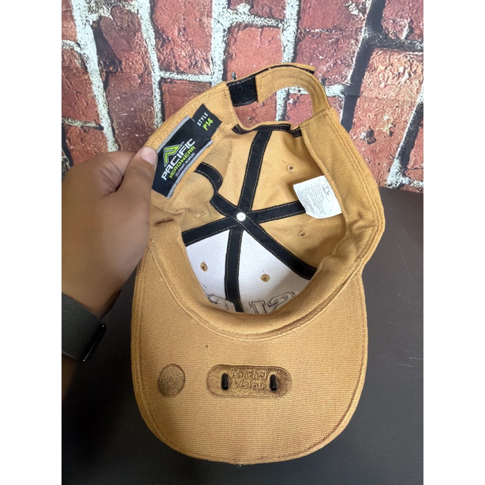 Vintage VINTAGE Panther Vision Strapback Hat Cap SLCC Brown Orange Light Up LED Adjustable Men One Size Brown Hat Trucker LED Adjustable Mens Size US 35 - 3 Thumbnail