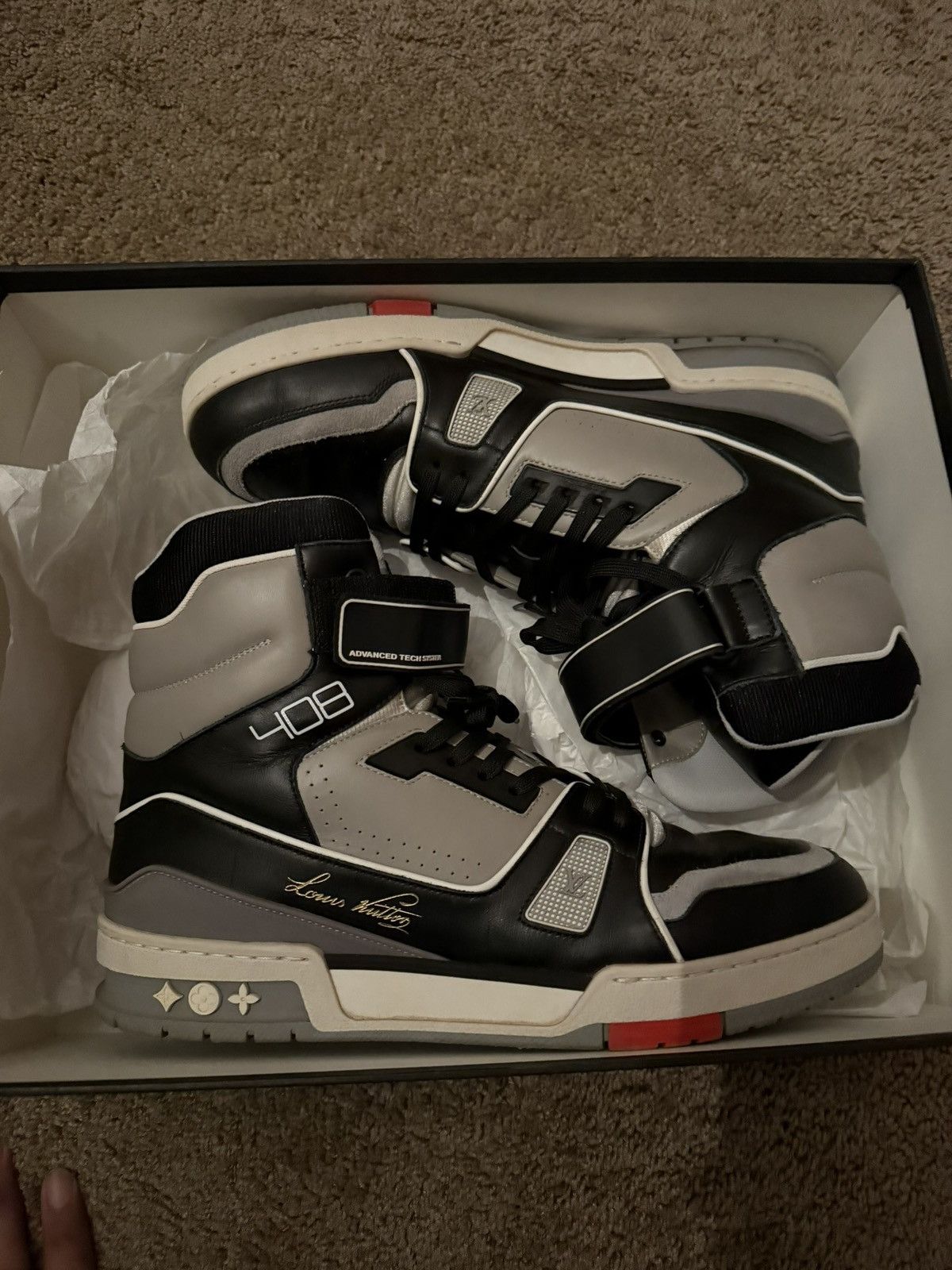 Louis Vuitton Louis vuitton sneaker Size US 10 / EU 43 - 1 Thumbnail