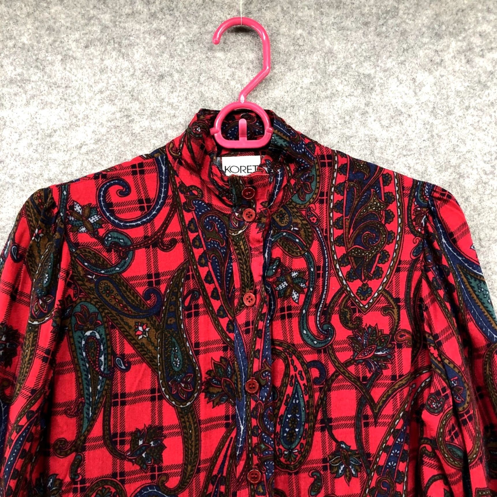 Vintage VINTAGE Koret Paisley Blouse Womens 4P Long Sleeve Red Rayon Button Down 90s Boho Size S / US 4 / IT 40 - 4 Thumbnail