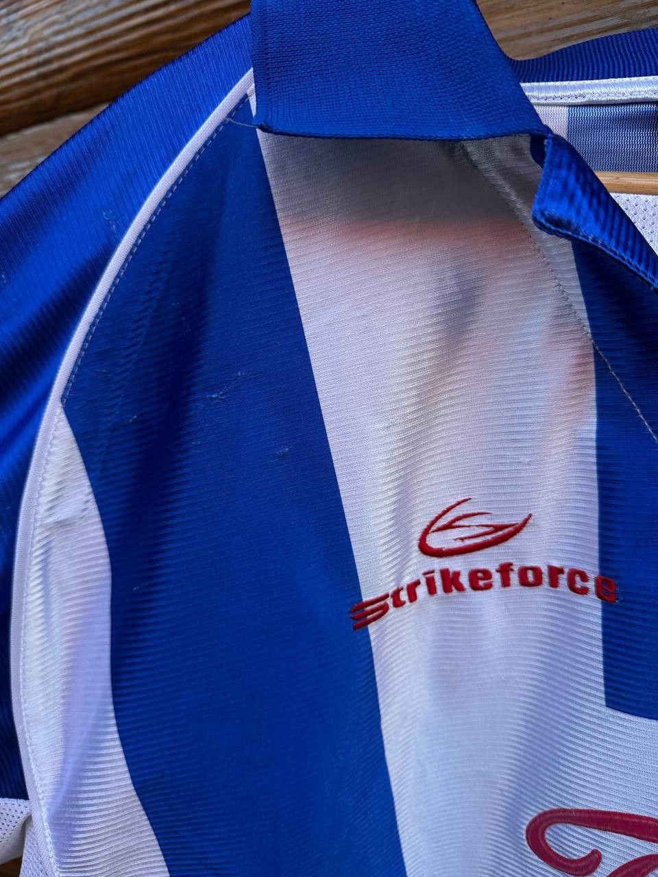 Vintage Vintage Colchester United 2002-2004 Home Soccer Jersey Shirt Size US XXL / EU 58 / 5 - 6 Thumbnail