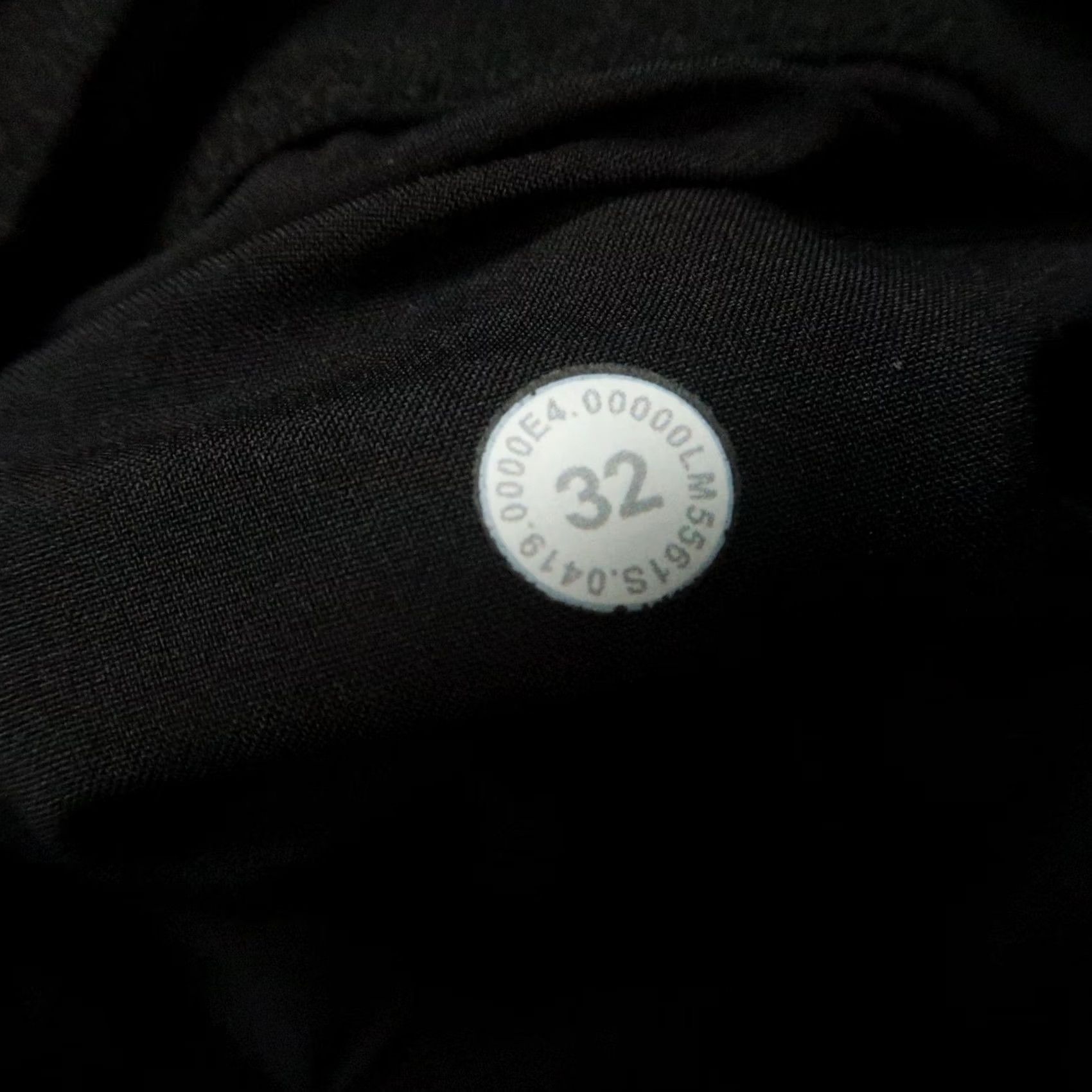 Lululemon VINTAGE? No. Size US 32 / EU 48 - 7 Thumbnail