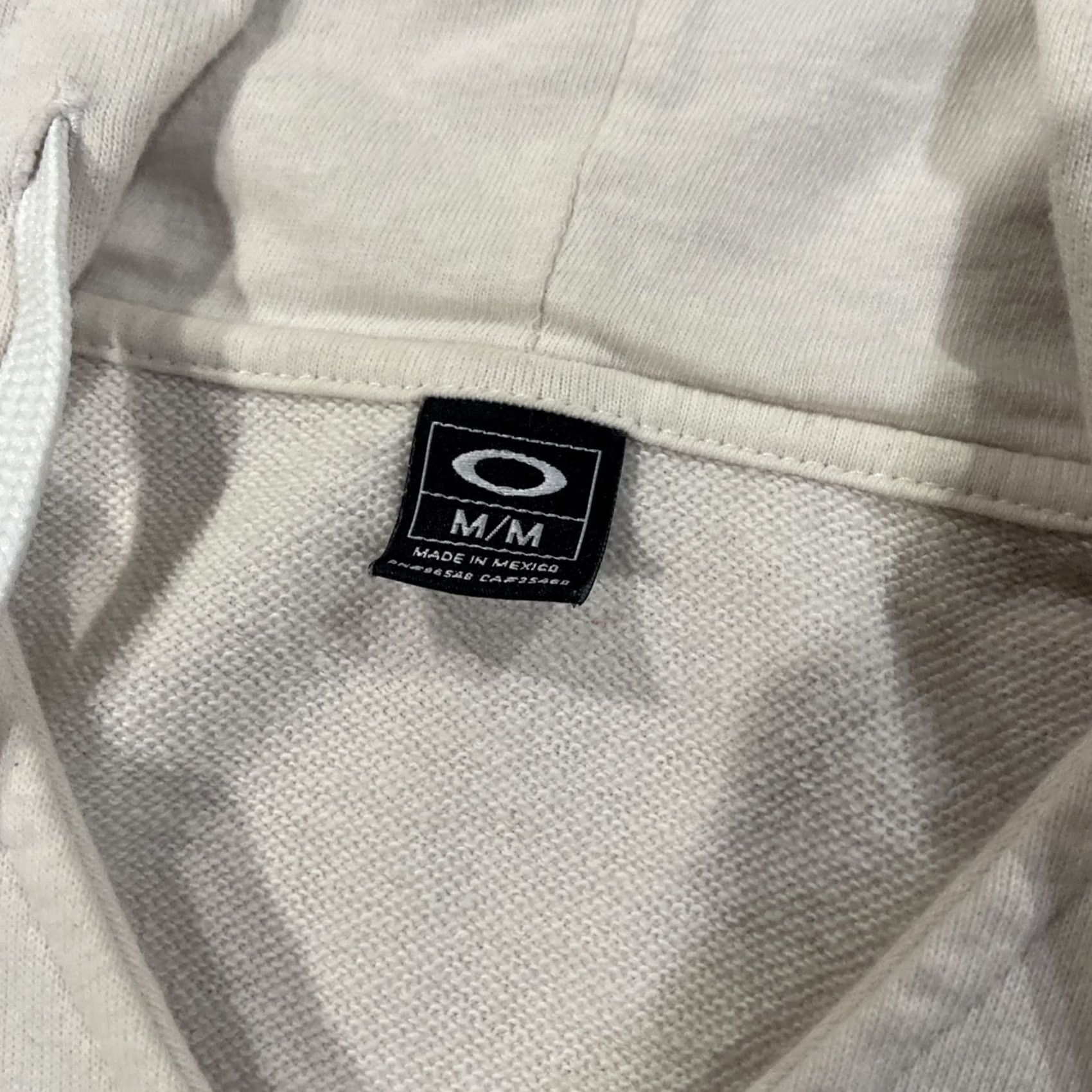 Oakley Oakley Women Hoodie Medium M White Logo Pullover V-Neck Ellipse Center Sweatshirt Elipse V Neck Hoodie Activewear Casual Womens Size M / US 6-8 / IT 42-44 - 3 Thumbnail