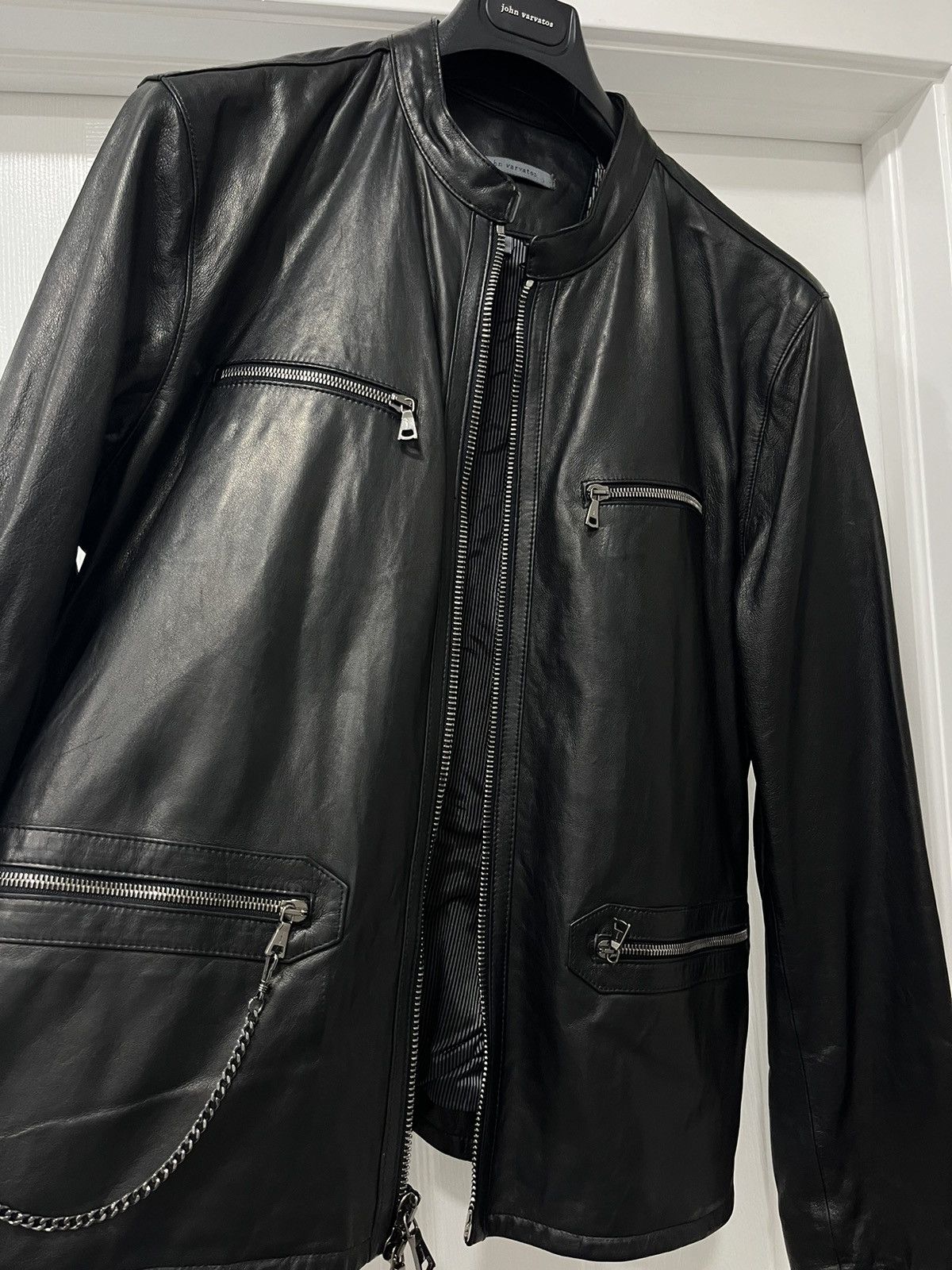 John Varvatos Leather Jacket with chain detail. 54 Size US L / EU 52-54 / 3 - 3 Thumbnail