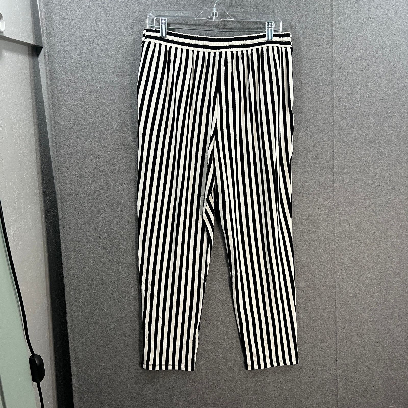Other AnyBody Yarn Dued Textured Jersey Tapered Lea Pant with Tie Size 30" / US 8 / IT 44 - 2 Thumbnail