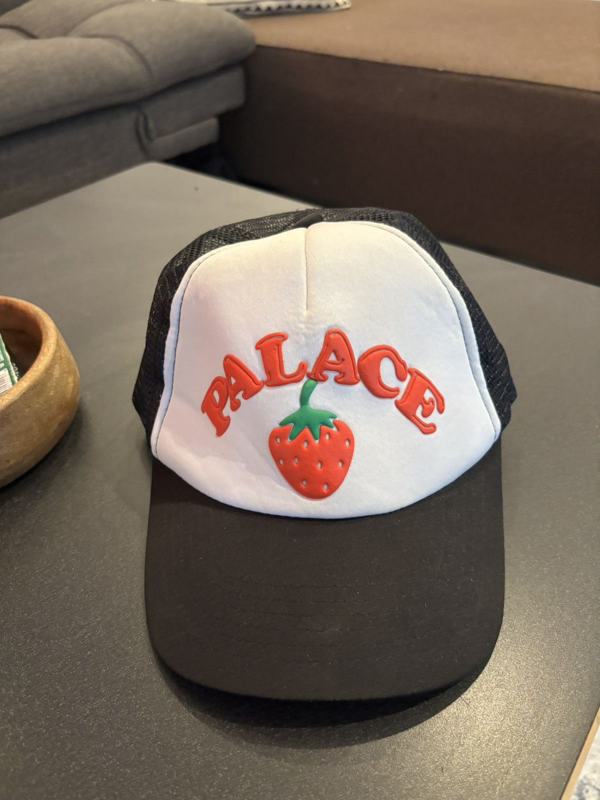 Palace Palace Trucker Hat Size ONE SIZE - 1 Thumbnail