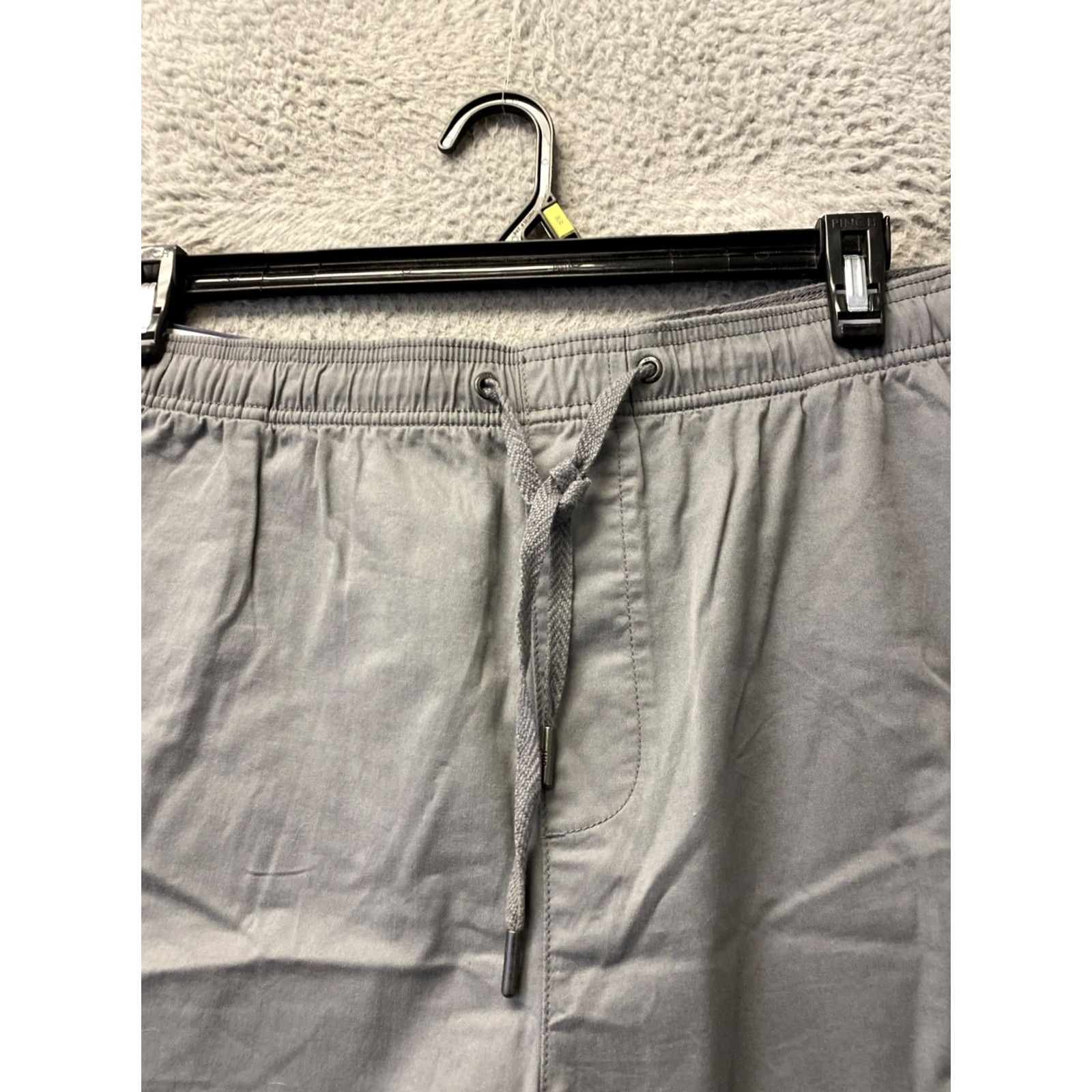 Gap Gap Shorts Men’s XXL Gray Pull On NWT NEW /0701 Size US 39 - 2 Thumbnail