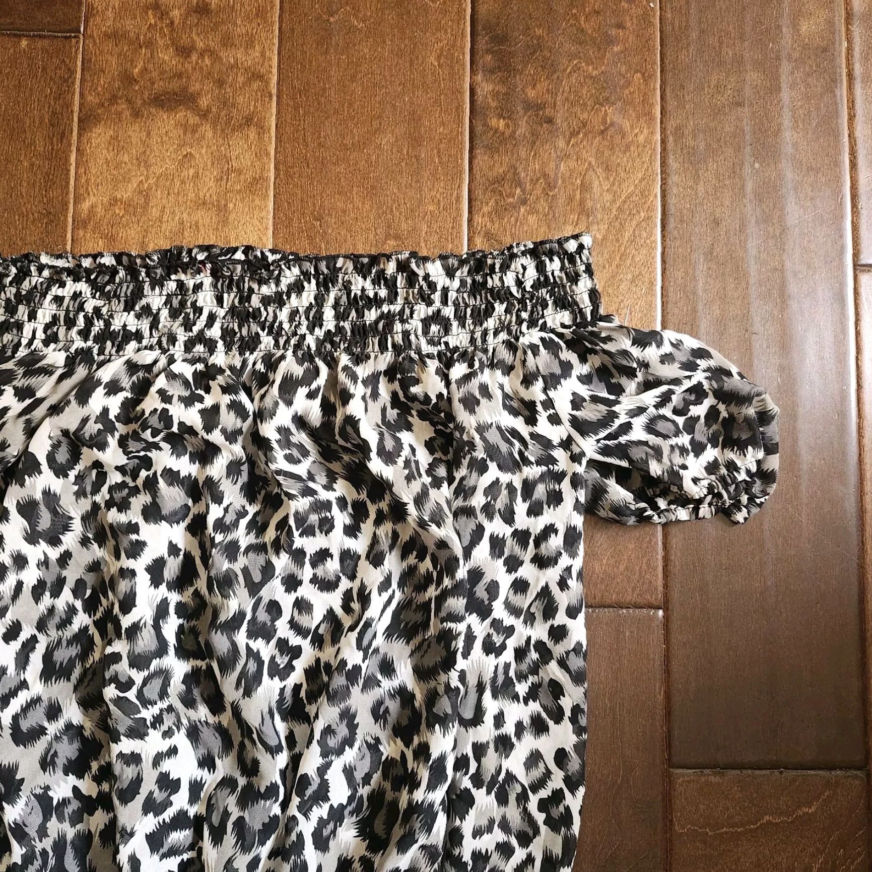 Forever 21 Forever 21 Leopard Print Off Shoulder Top - Short Sleeve - Pullover - Size S/P - Multicolor - Blouse - Women - Casual Party Travel - S/P Size S / US 4 / IT 40 - 4 Thumbnail