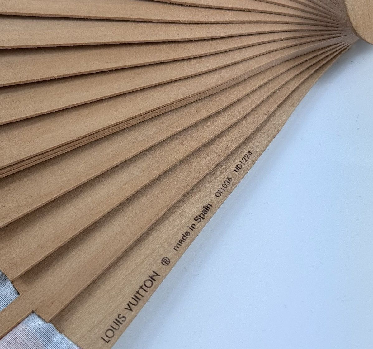 Louis Vuitton PHARRELL WILLIAMS MONOGRAM RESORT PRINT FOLDING HAND FAN Size ONE SIZE - 5 Thumbnail