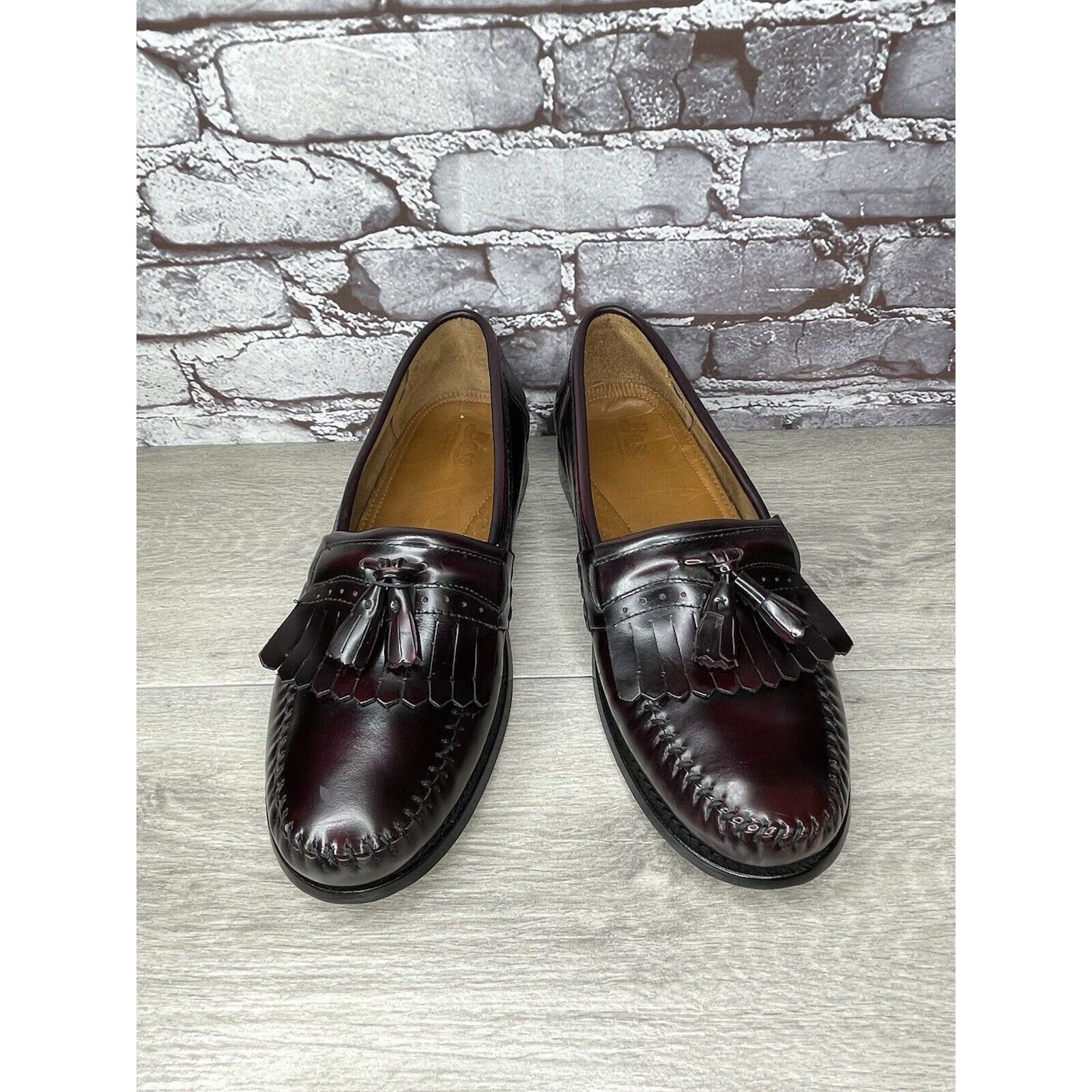 G.H. Bass & Co. G.H. Bass Weejuns Burgundy Leather Handcrafted Kiltie Loafer Size US 13 / EU 46 - 11 Thumbnail
