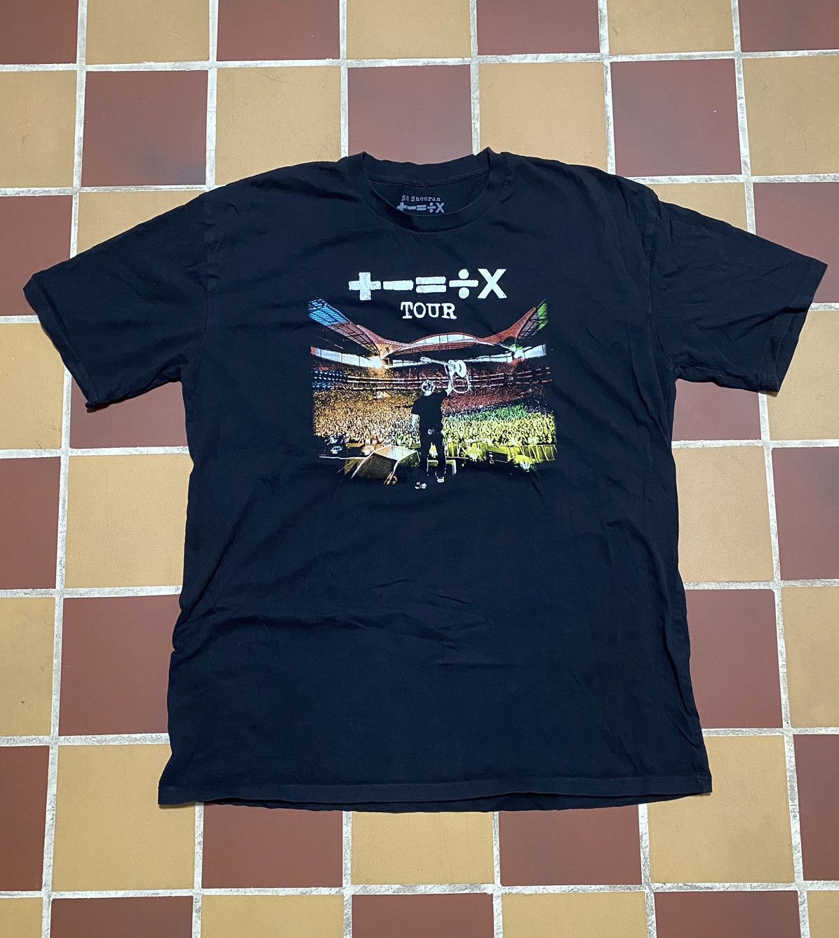Band Tees × Vintage Ed Sheeran World Tour Shirt Size US XXL / EU 58 / 5 - 2 Thumbnail
