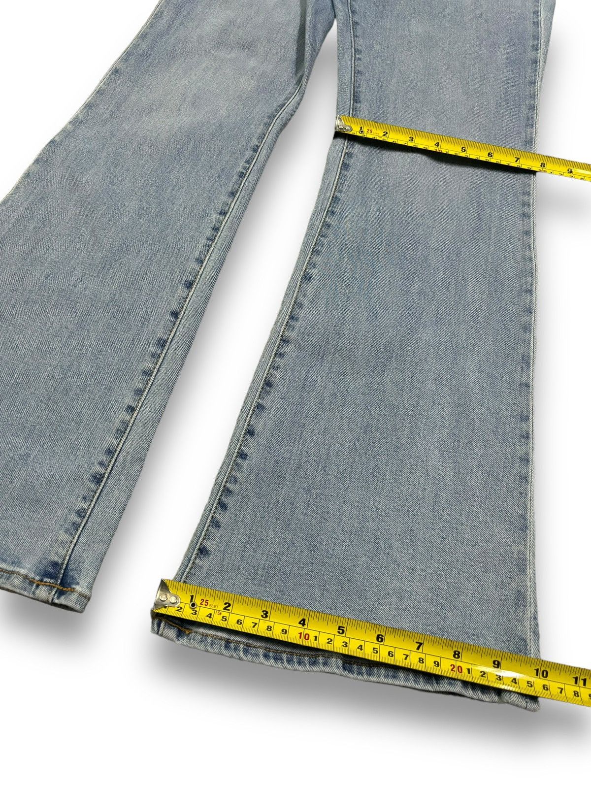GU × Undercover Japanese Brand GU Blue Washed Flare Bell Bottom Jeans Size US 28 / EU 44 - 15 Thumbnail