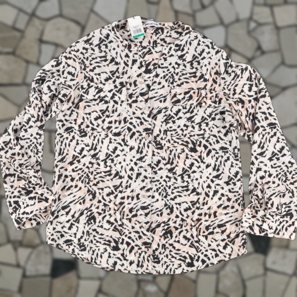 Calvin Klein Calvin Klein Shirt Womens L Tunic Aminal Print Long Sleeve Button Up Shirt - Multi-Colored, Crew Neck, Regular Fit, Polyester, Adult Women Size L / US 10 / IT 46 - 1 Thumbnail