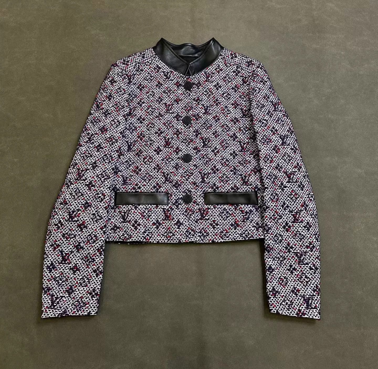 Louis Vuitton LV Full Logo Wool Blend Leather Trim Jacket 36 HCQ Size XS / US 0-2 / IT 36-38 - 1 Thumbnail