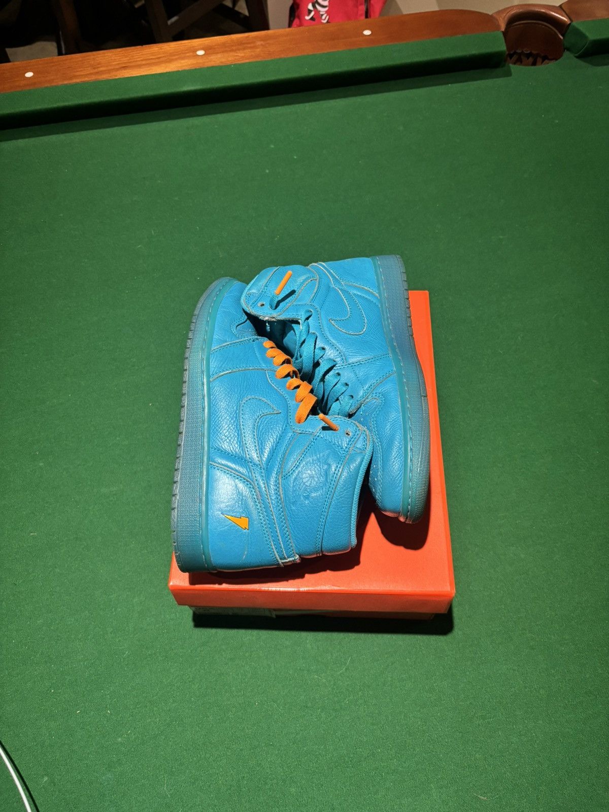 Gatorade × Jordan Brand Jordan 1 Gatorade Blue Lagoon Size US 8 / EU 41 - 11 Thumbnail