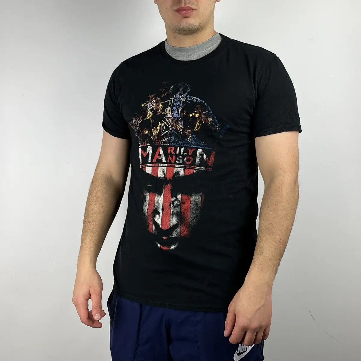 Band Tees Marilyn Manson Tshirt British flag size Medium Size US M / EU 48-50 / 2 - 2 Thumbnail