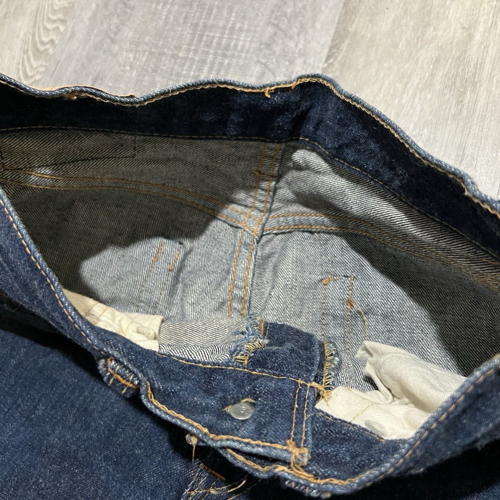 Levi's VTG 1960s Levi's Big E Dark Wash Selvedge Button Fly Jeans Size US 28 / EU 44 - 10 Thumbnail