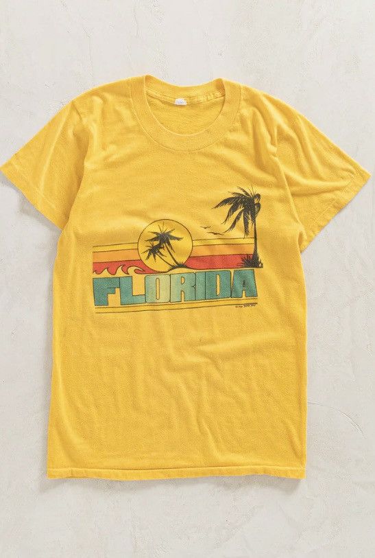 Vintage Vintage 1980s "Florida" Souvenir T-Shirt Size XS/S Size S / US 4 / IT 40 - 1 Thumbnail