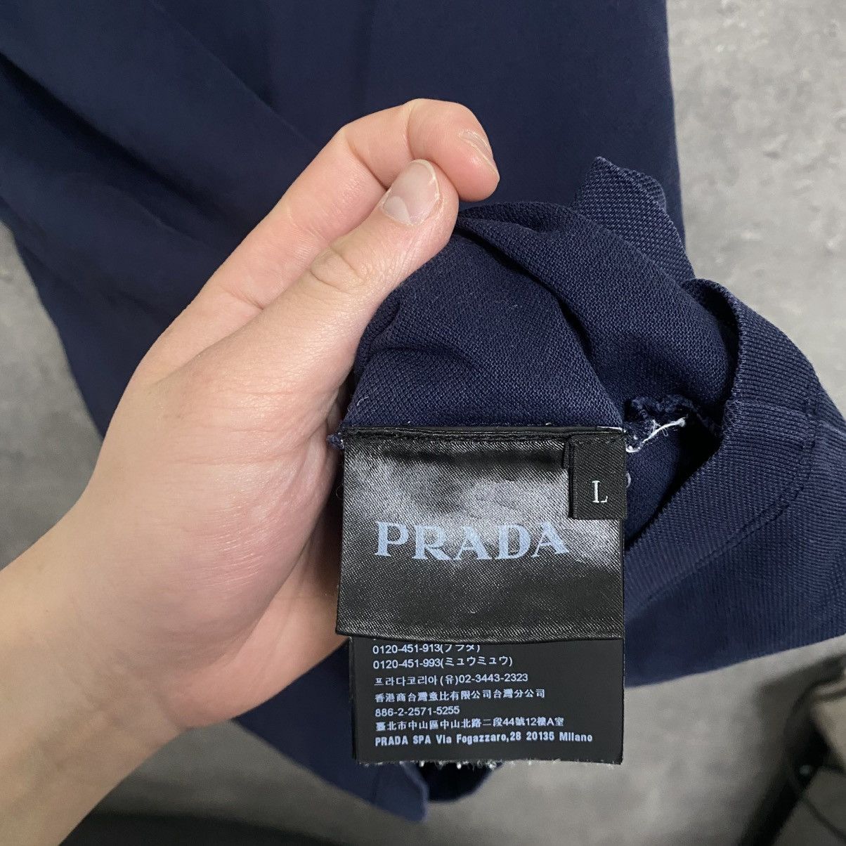 Prada Prada Polo T-Shirt Size US L / EU 52-54 / 3 - 8 Thumbnail