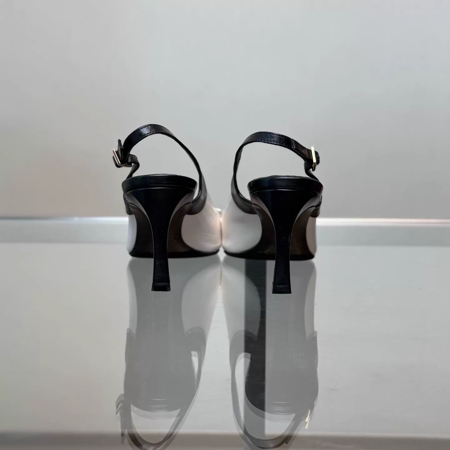 Roger Vivier Roger Vivier Black & White Square Buckle Pumps Women's 37 Size US 6.5 / IT 36.5 - 5 Thumbnail