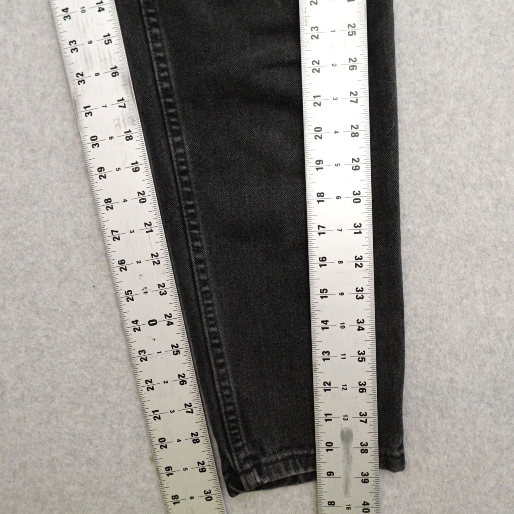 Levi's VINTAGE Levi's 550 Jeans Womens 26 Black Charcoal Wash 26x30 Tapered Relaxed Fit Denim Size 26" / US 2 / IT 38 - 7 Thumbnail