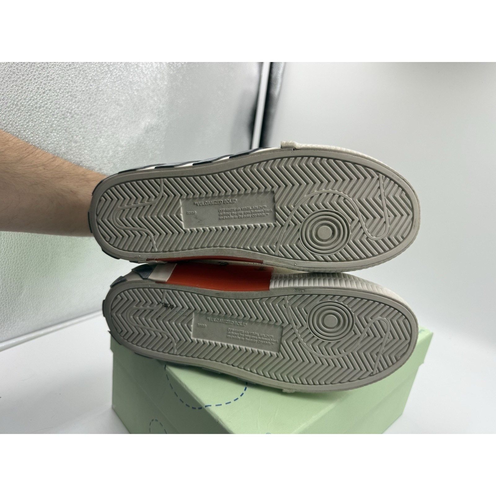 Off-White Size 7 Women Off-White Vulcanized Om1A178R21lea001 Size US 7 / EU 40 - 5 Thumbnail