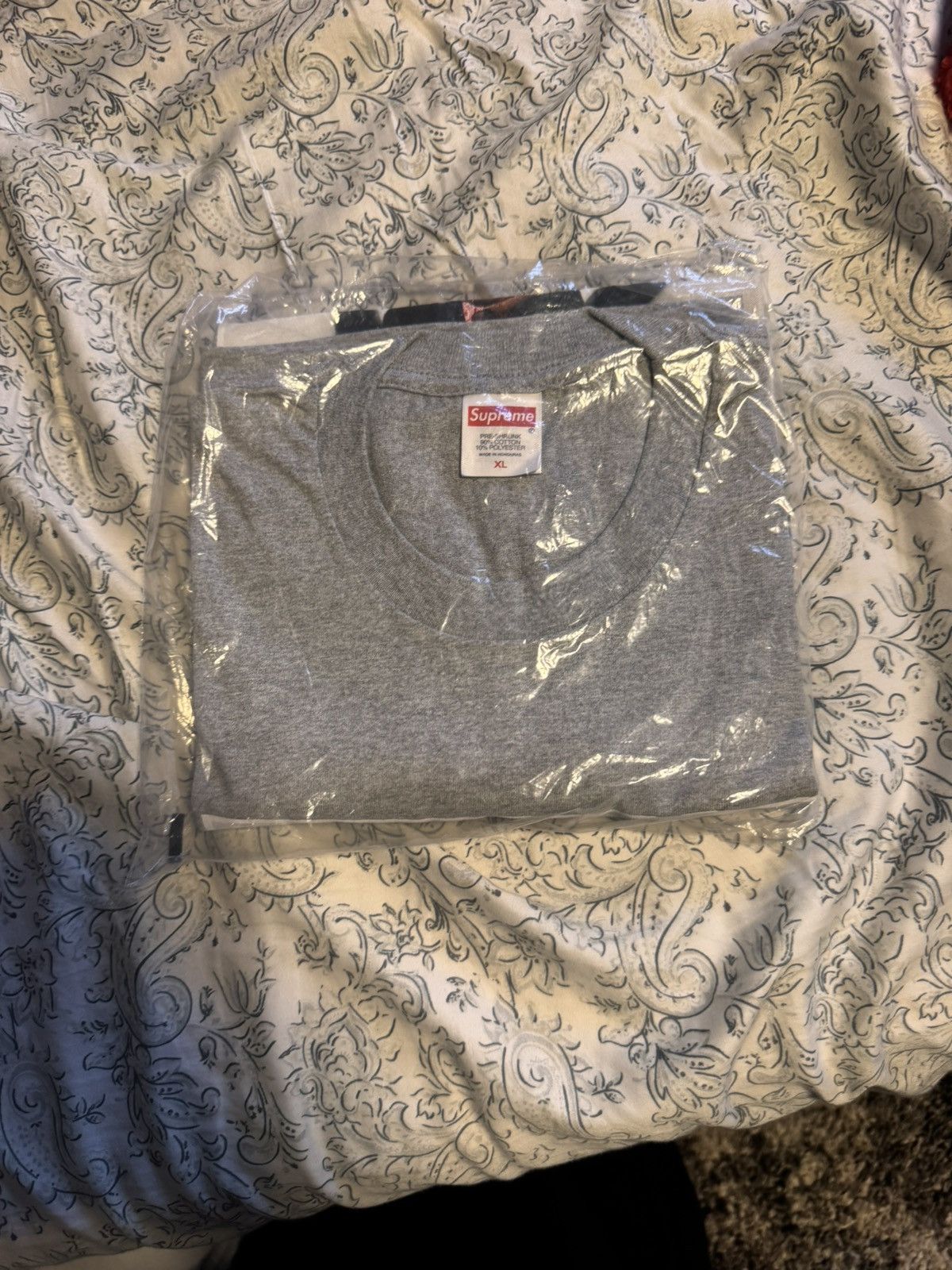 Supreme Supreme FW25 Playboi Carti Tee Size XL Grey Size US XL / EU 56 / 4 - 2 Thumbnail
